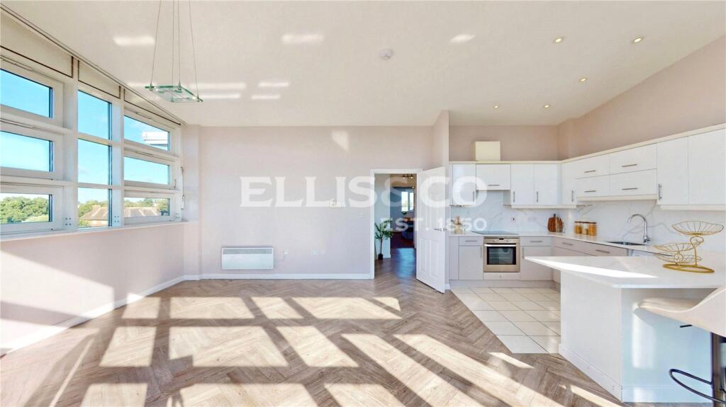 Apartment in Harrow - View 4