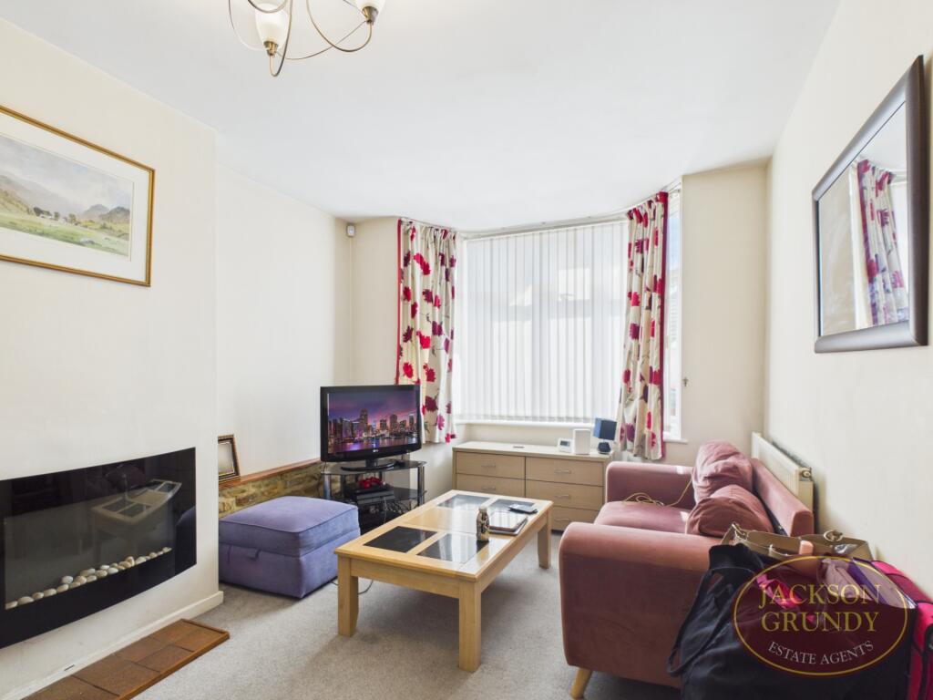 House in Northampton, St David's, Kingsthorpe - View 2