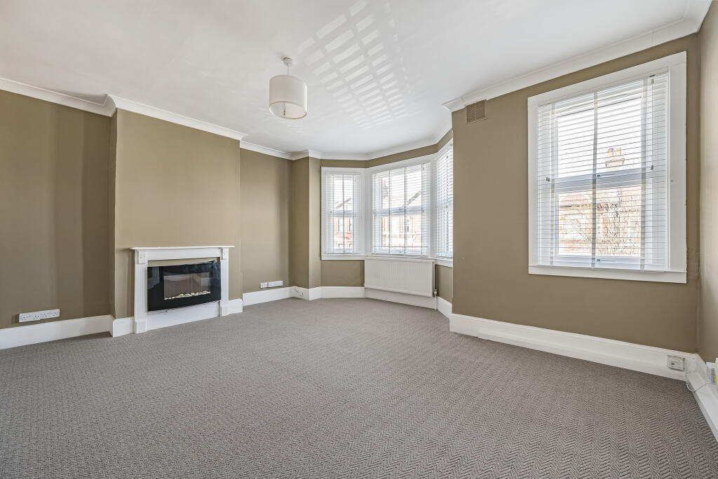 Apartment in London - View 2