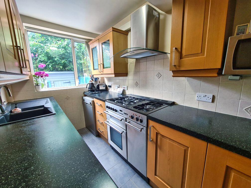 House in Southampton - More