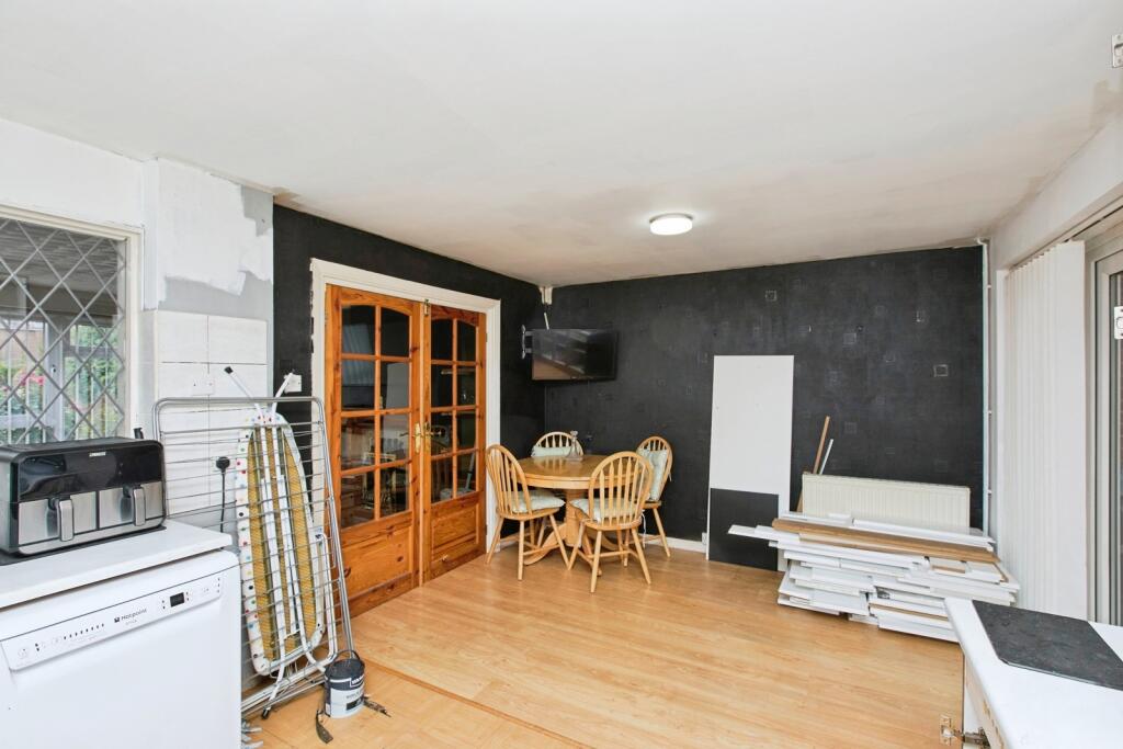 House in Erewash, Dovedale Estate, Long Eaton - More