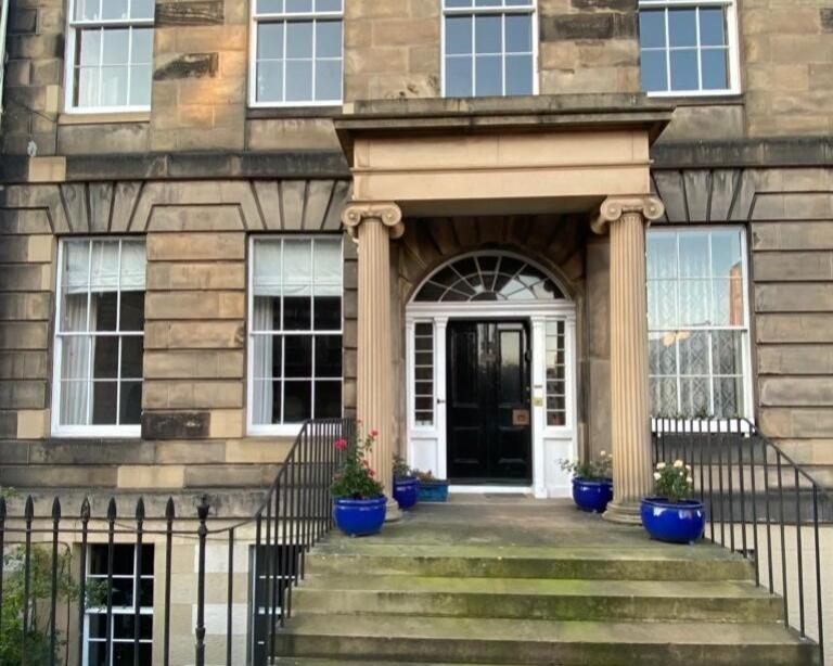 Henderson Row, Edinburgh, EH3 5DR
