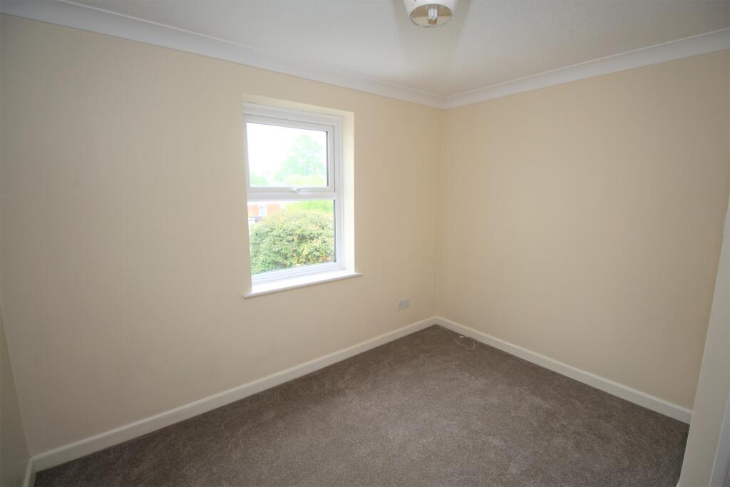 Apartment in Guildford - More
