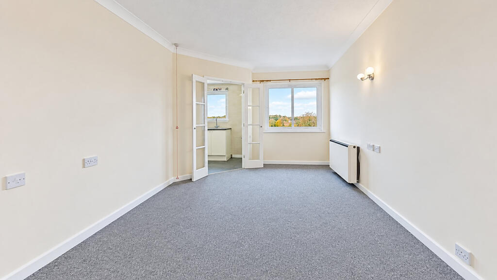 Parkside Court, Kings Road, Herne Bay, CT6 5RP photo 2