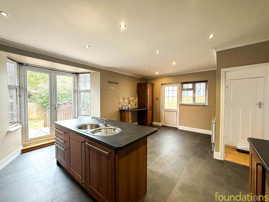 House in Bexhill-on-Sea, Collington - View 5