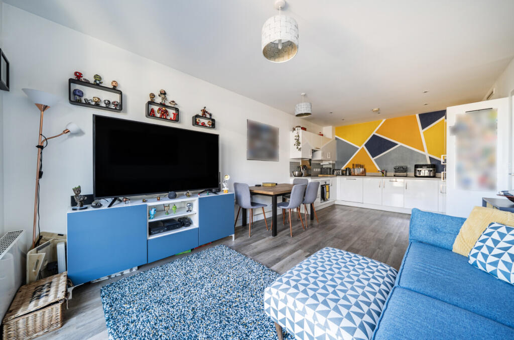 Apartment in London - View 2