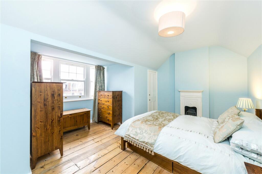 House in London - More