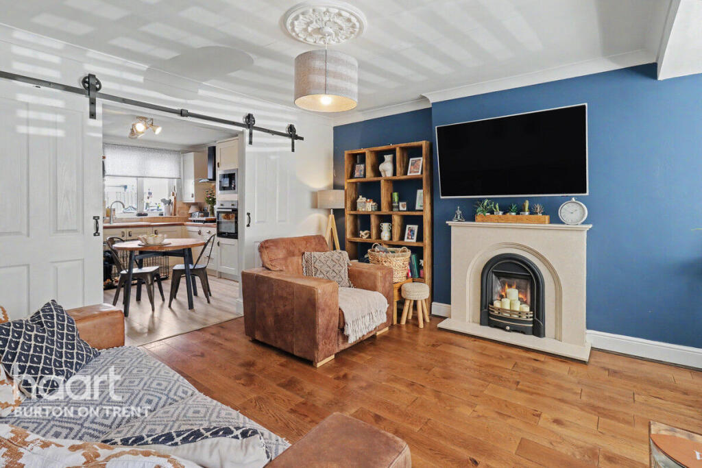 House in East Staffordshire, Tutbury - View 5