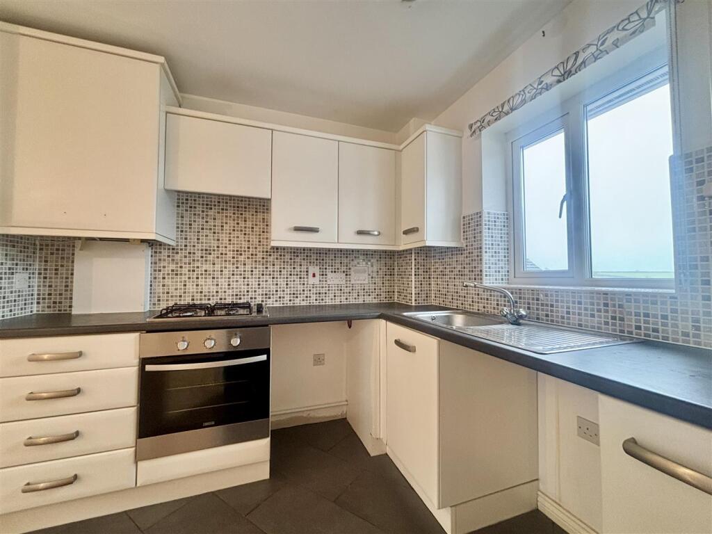 House in Helston, Cornwall - View 3