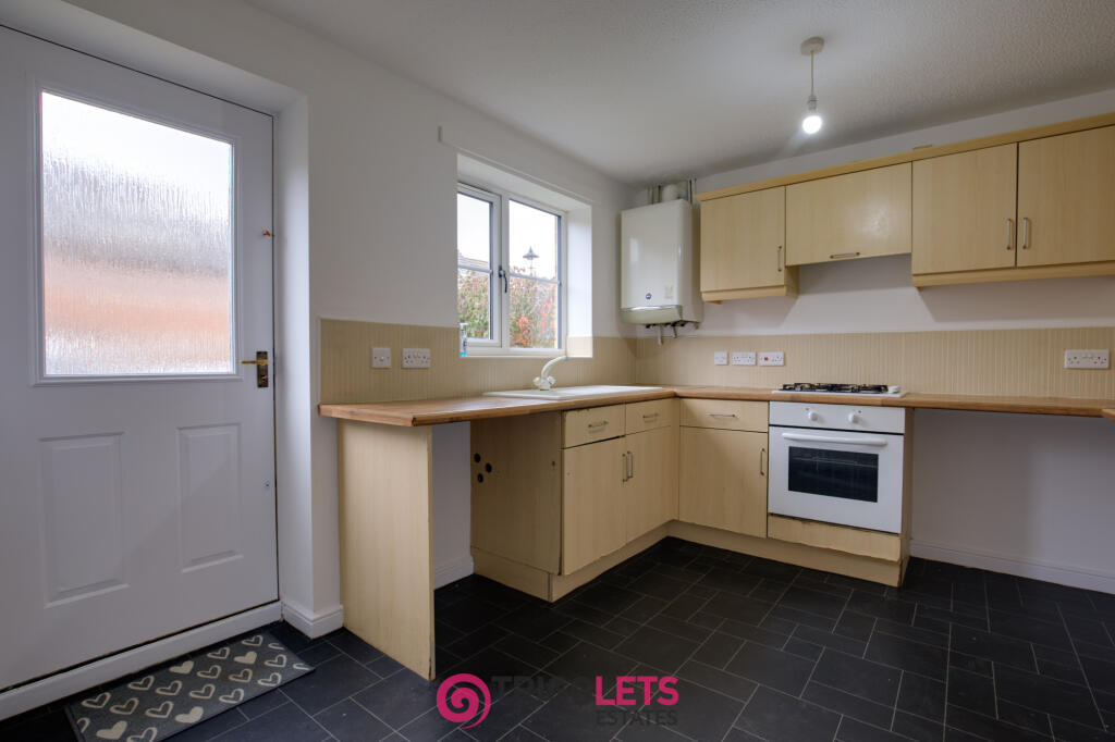 House in Barnsley, Measborough Dike, Kendray - View 4