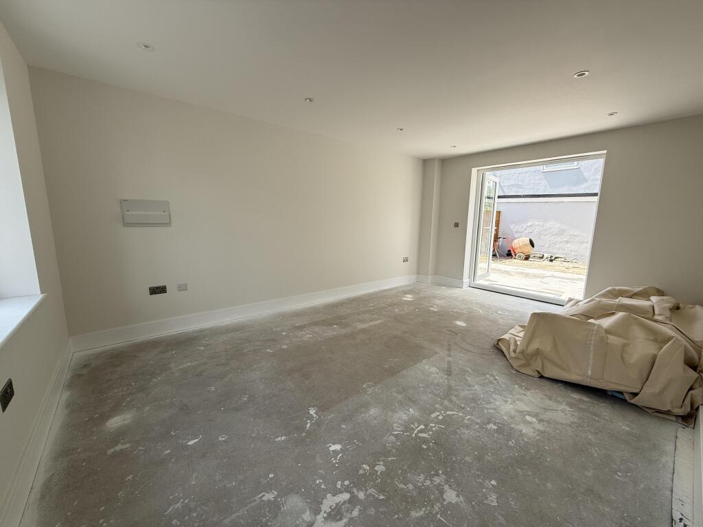 House in Chelmsford - More
