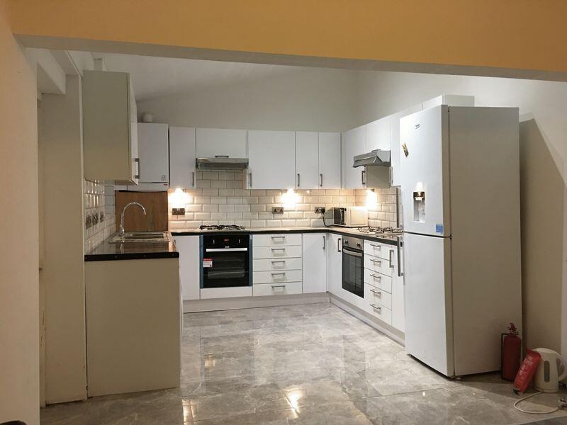 Main image of property: Seven Bedroom Student House - Woodcroft Road, L15