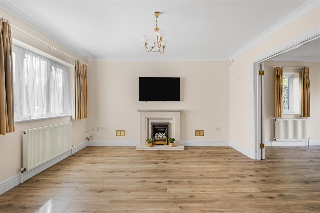 House in St Albans, Milehouse - View 5