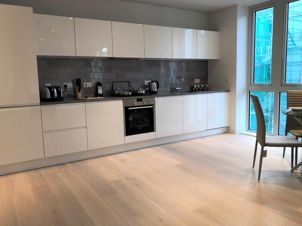 Apartment in London - View 2