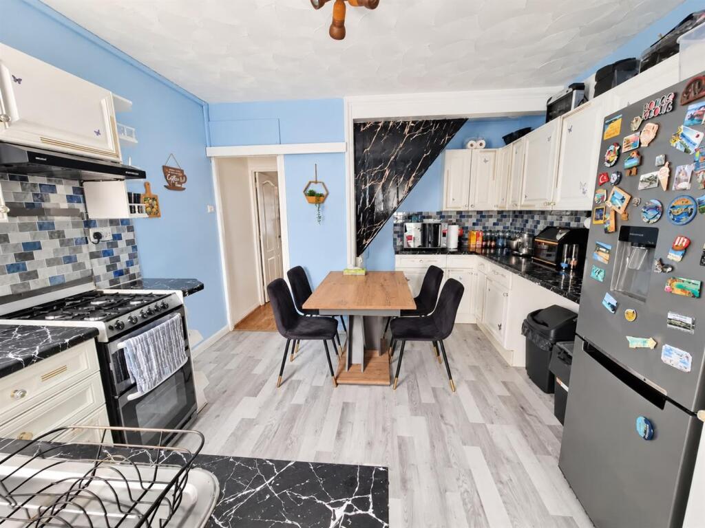 House in Portsmouth - View 2