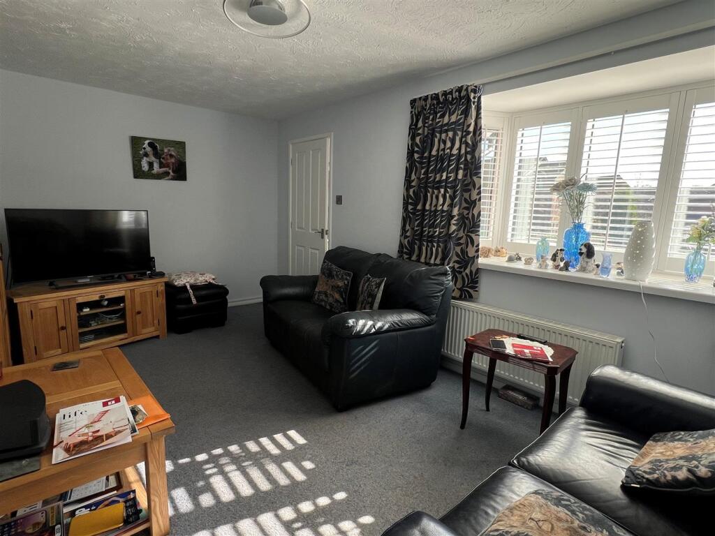 Millers Way, Muxton, Telford photo 4