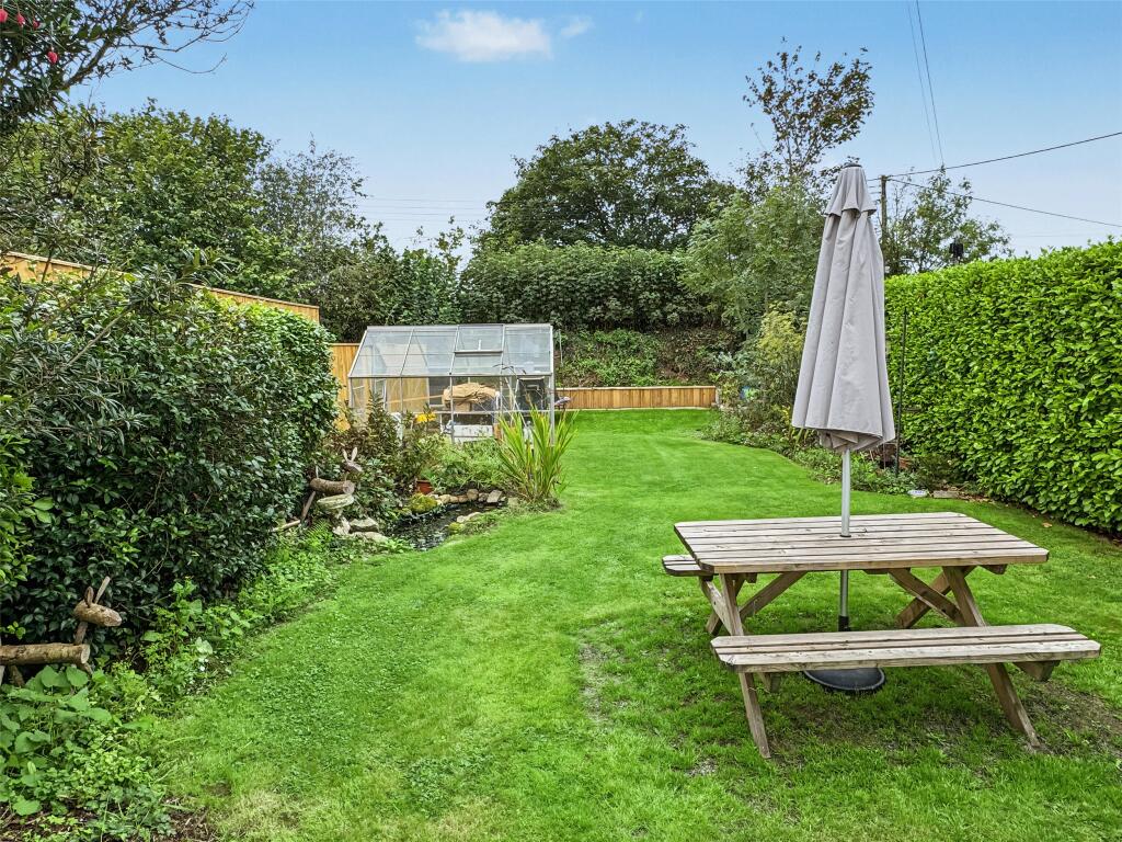 House in Plymouth - View 5
