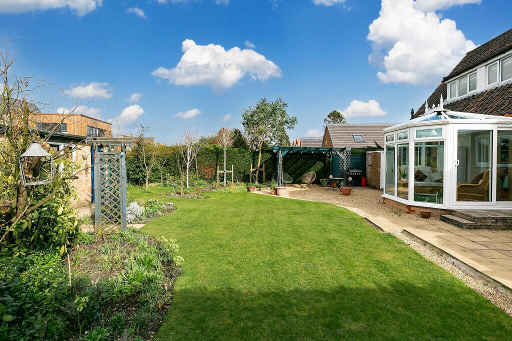 Algarth Rise, Pocklington, York, YO42 2HU photo 2