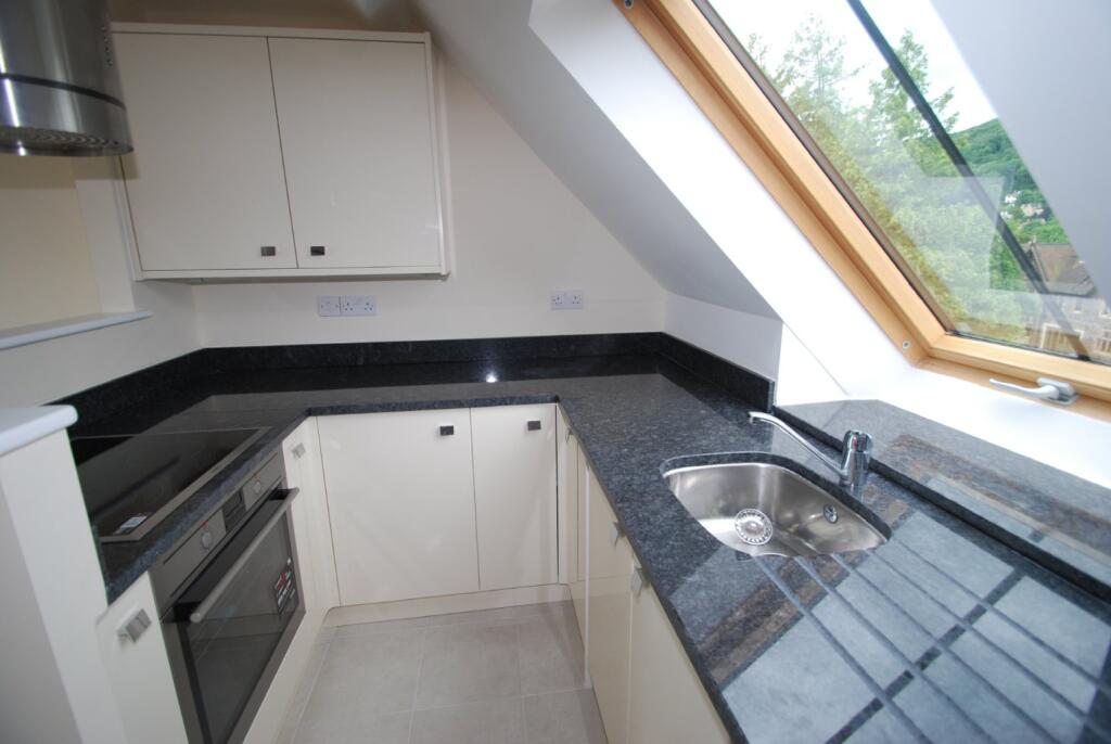 Apartment in Malvern Hills, Malvern - View 2