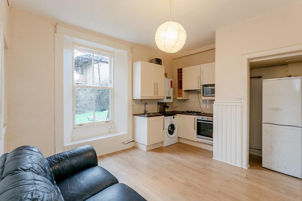 Apartment in Edinburgh, Fort, Leith Harbour & Newhaven - View 2