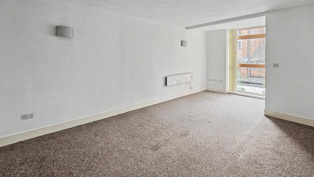 Apartment in Sheffield - View 4