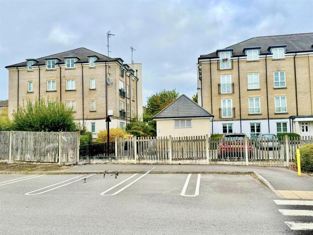 Main image of property: Tudor Way, Knaphill