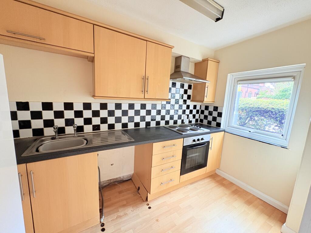255 Twyford Avenue, Tipner, Portsmouth, PO2 photo 4