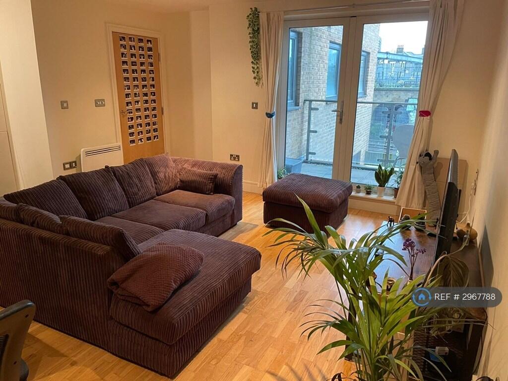 Main image of property: Cheshire Street, London, E2