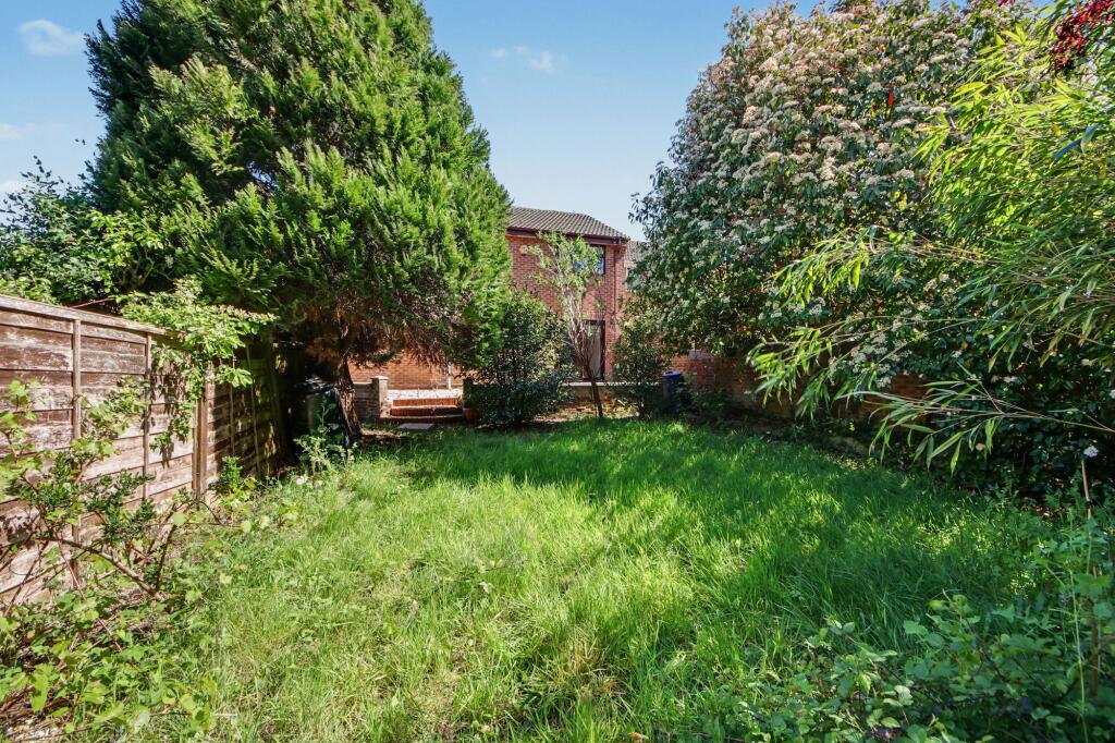 House in Southampton - View 4
