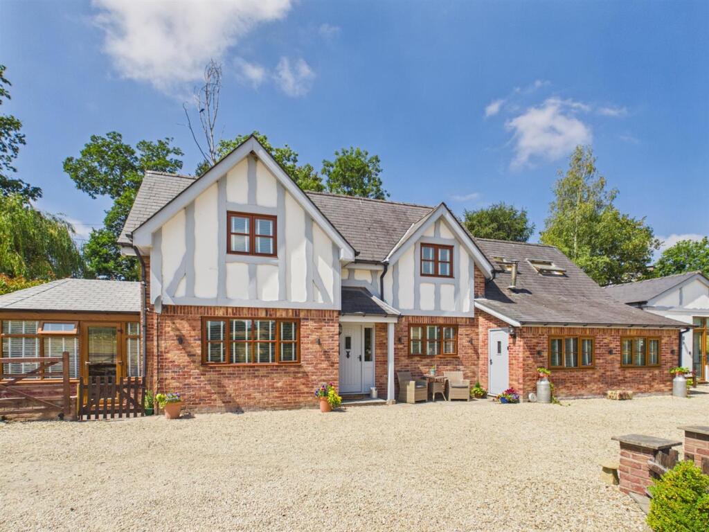 Main image of property: Meadow Brook Cottage, Groes-Pluen, Welshpool