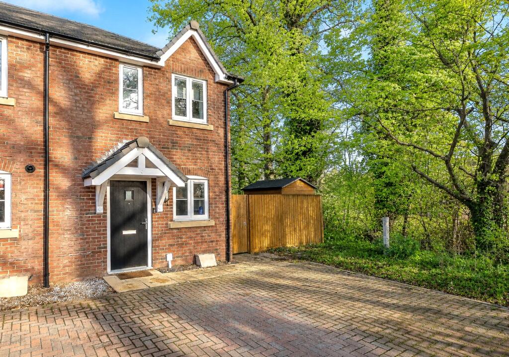 Main image of property: Whitfield Gardens, East Hanney, Wantage, Oxfordshire, OX12