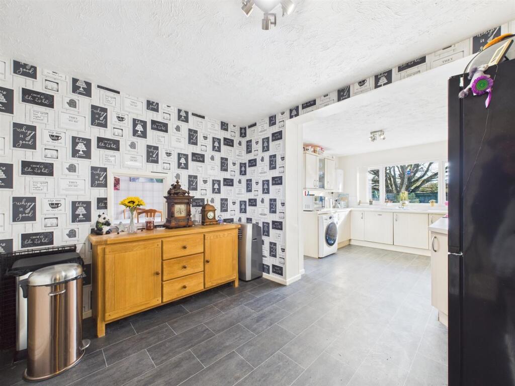 Bedgrove, Bedgrove, Aylesbury - View 4