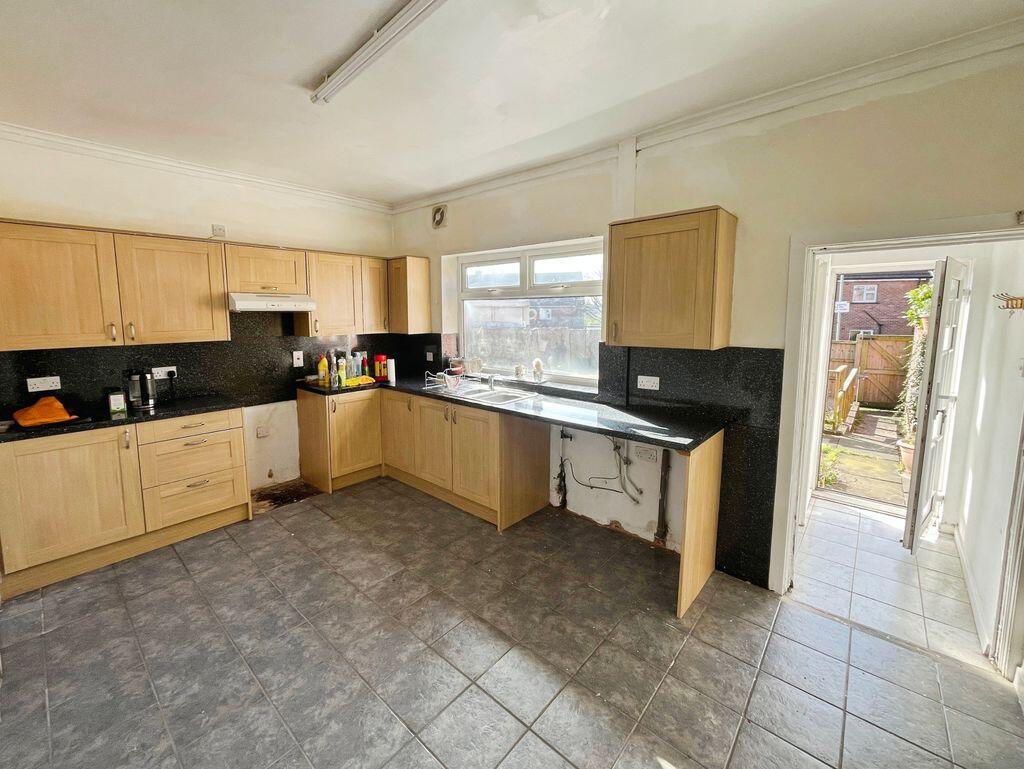 Bolton Road, Kearsley photo 3