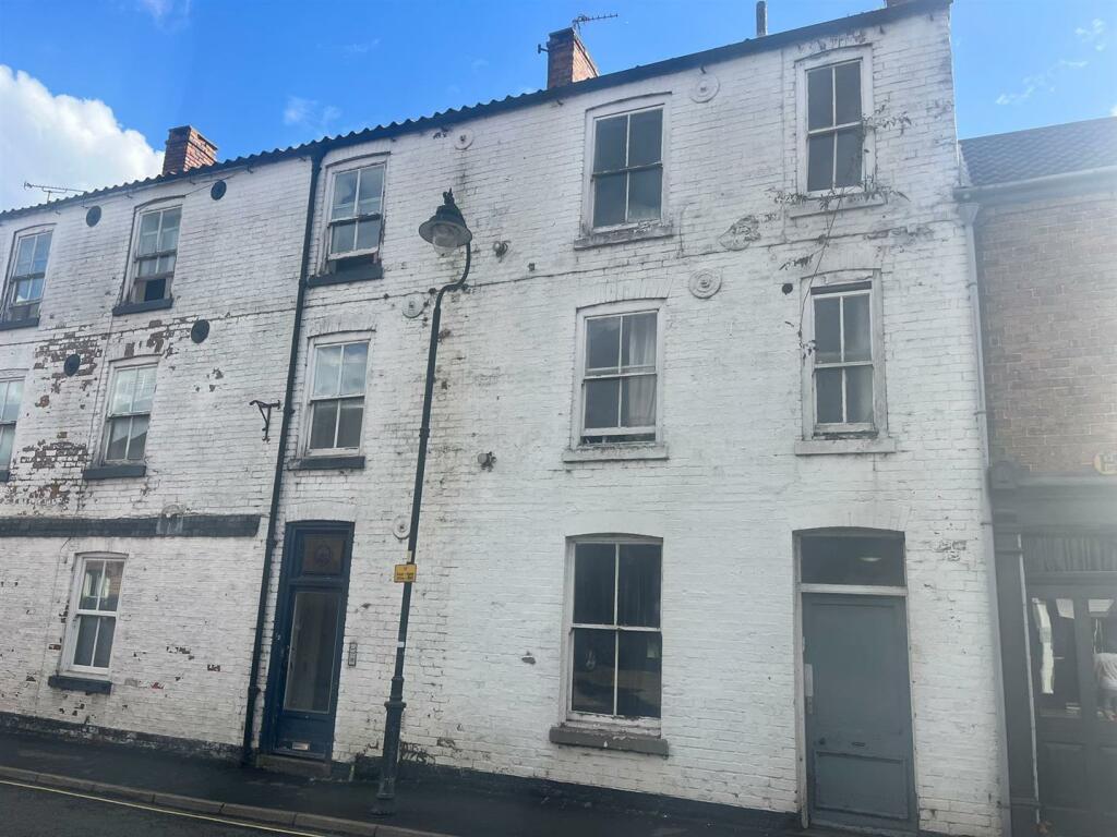 Queen Street, Louth photo 2