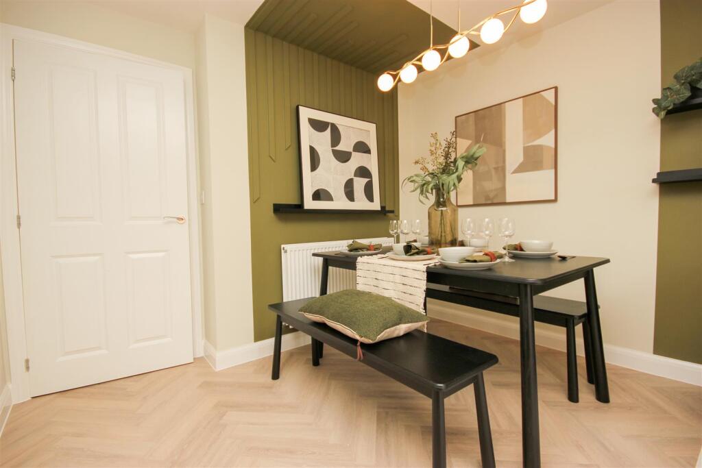 House in Northampton, Wellingborough - View 4