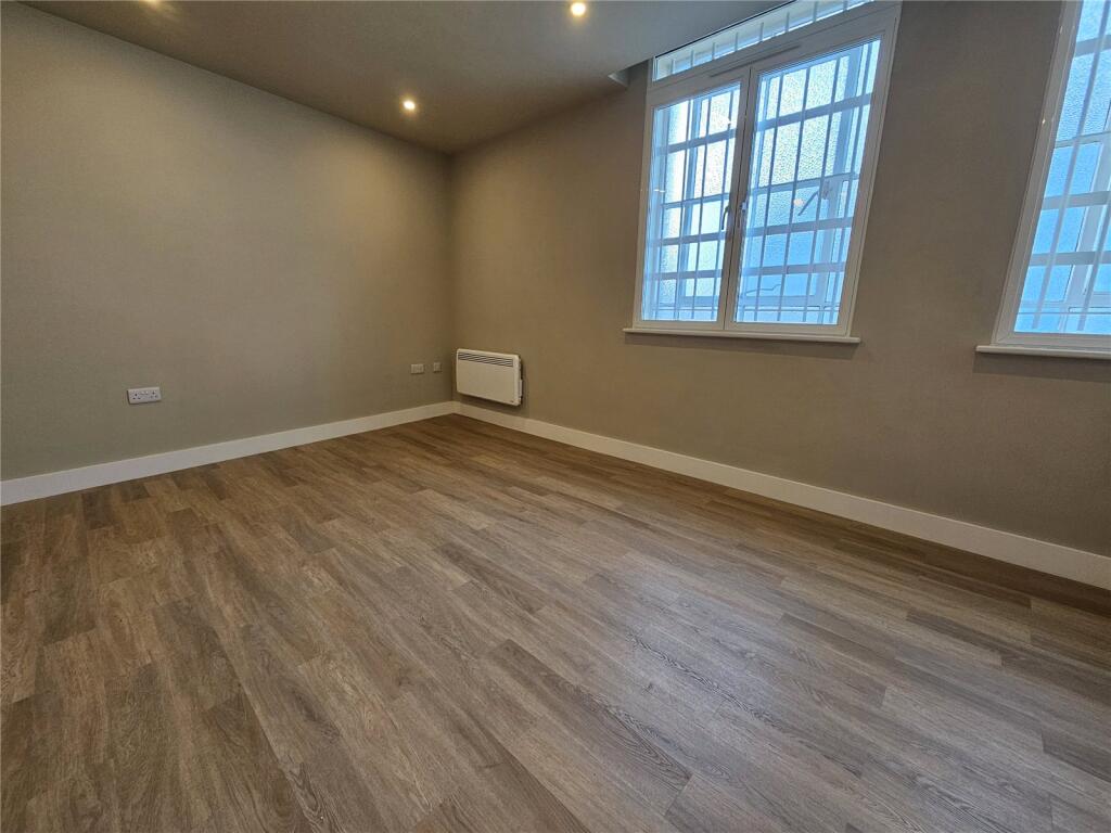 Main image of property: North End, Croydon, CR0