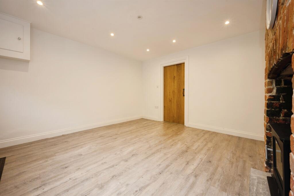 House in Luton, Cheddington - View 5