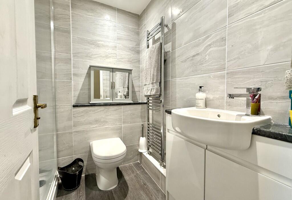 House in Gosport, Hampshire - View 5