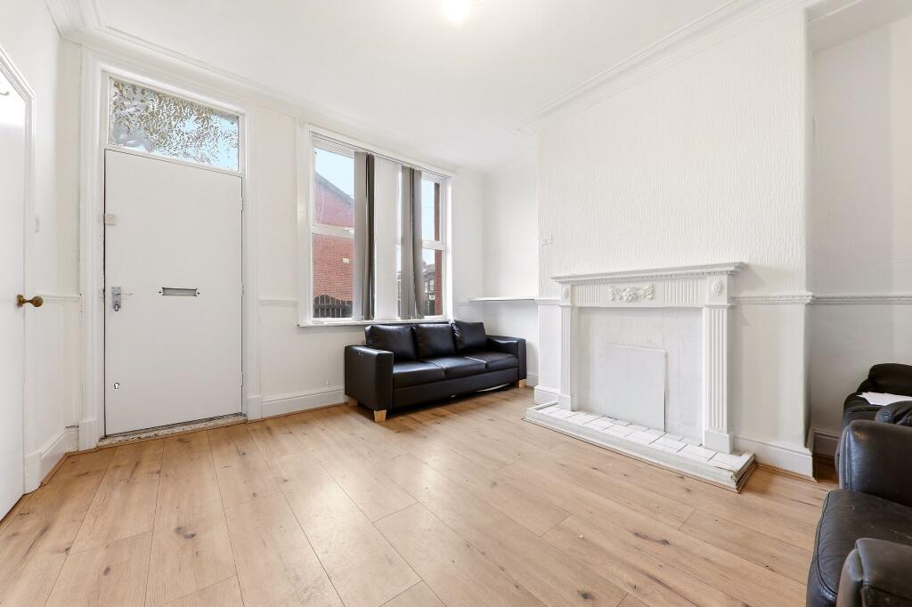 House in Leeds - View 4