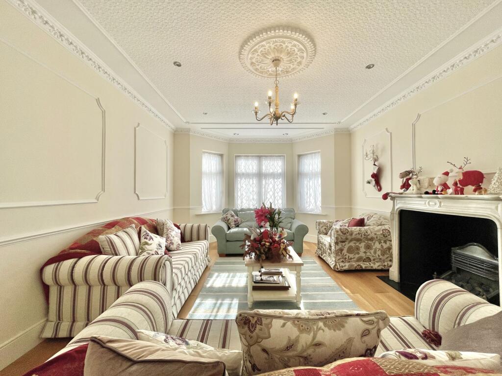 Main image of property: TO RENT - Millway, London