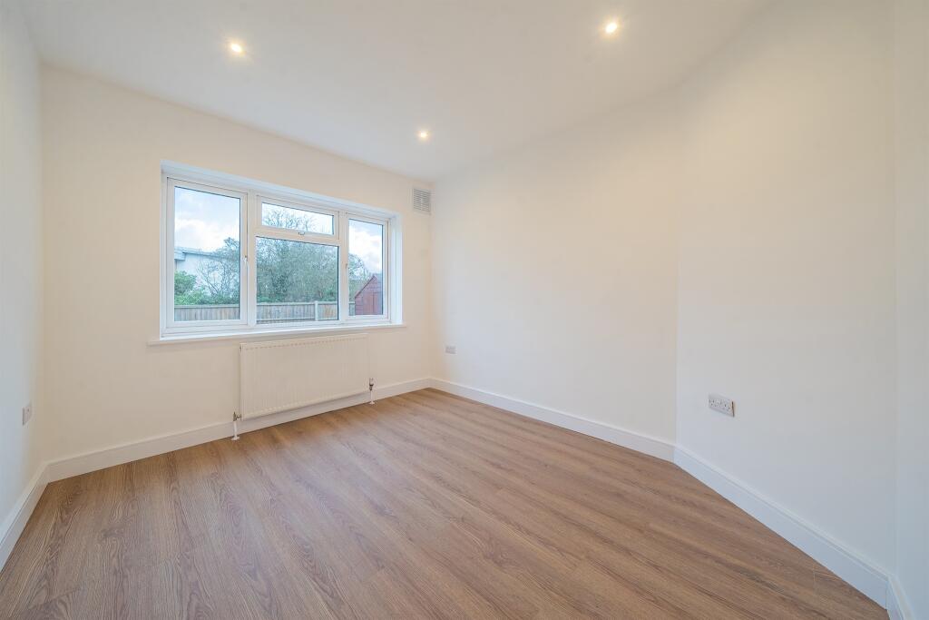 Apartment in London - View 3
