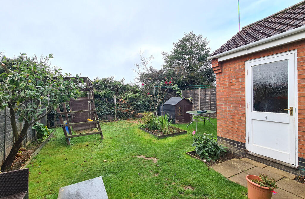 Birds Road, North Walsham photo 3