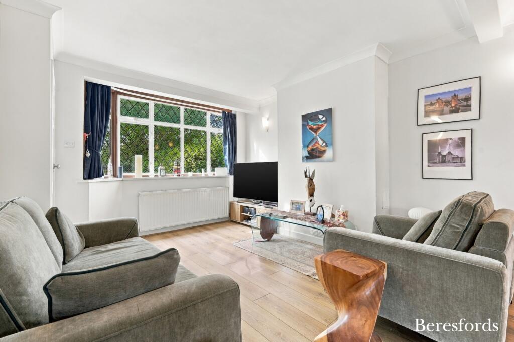 House in London - View 5