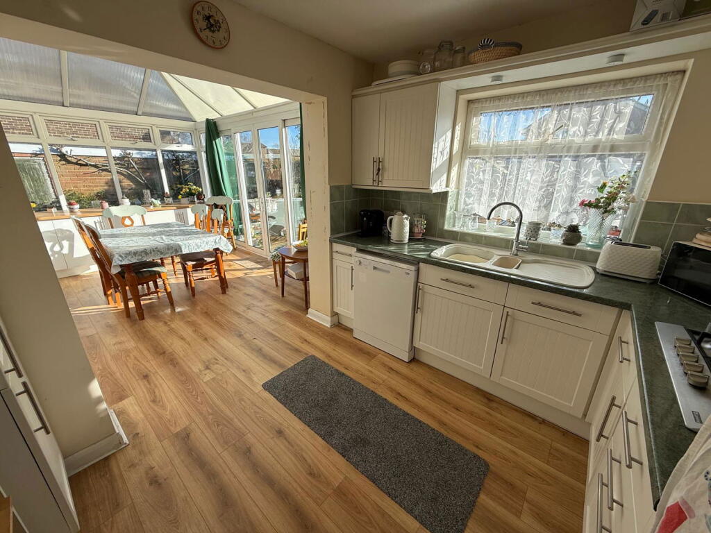 House in Broadstairs, Wimpey Estate - View 3