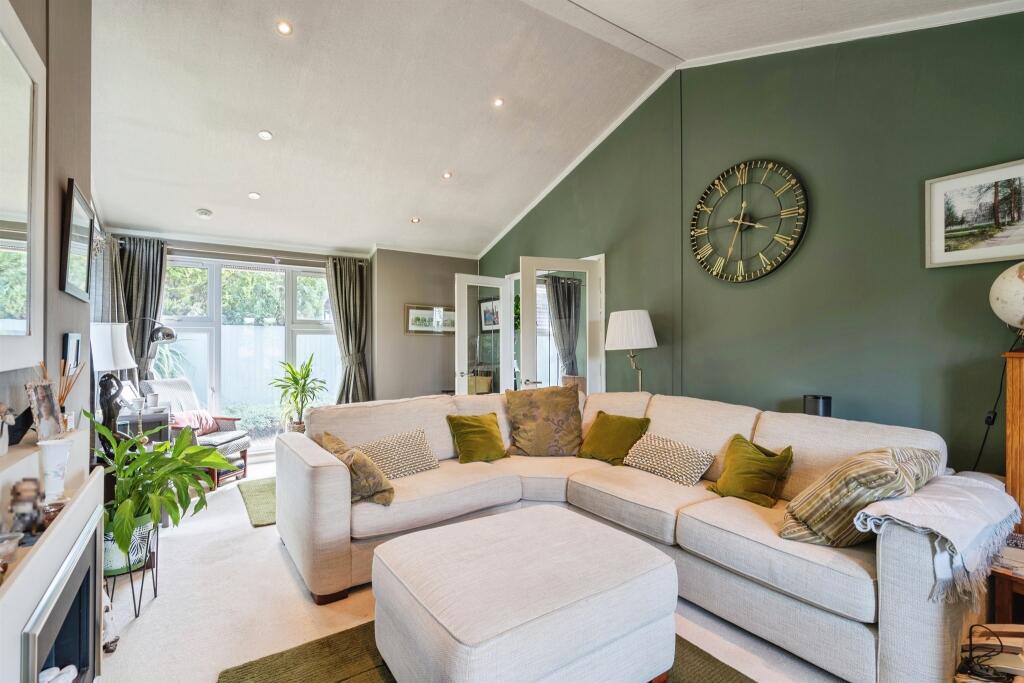 House in Salisbury, Amesbury - View 4
