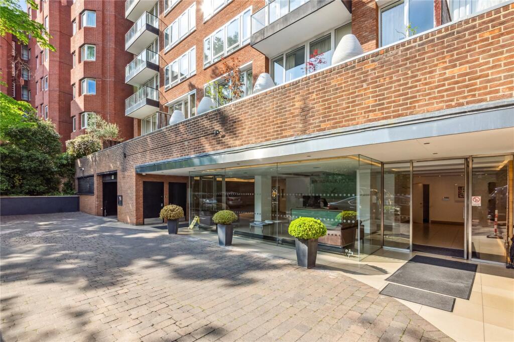 4 bedroom flat for rent