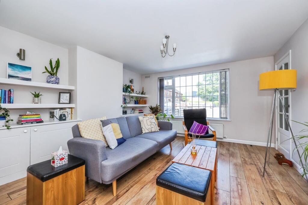 House in Nottingham, Clifton - View 3
