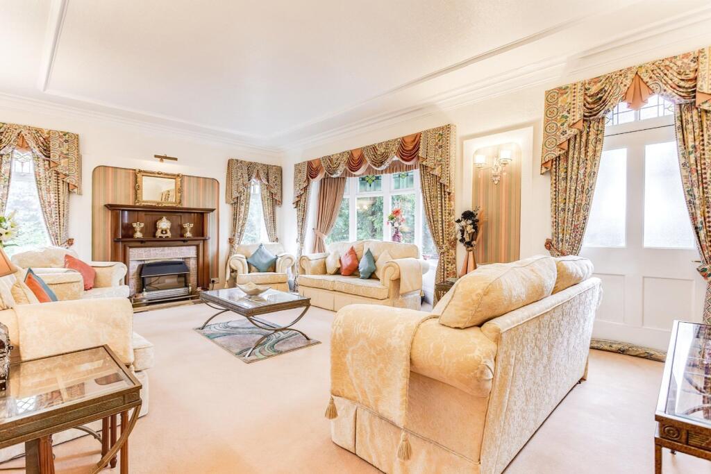 House in Wakefield - View 5