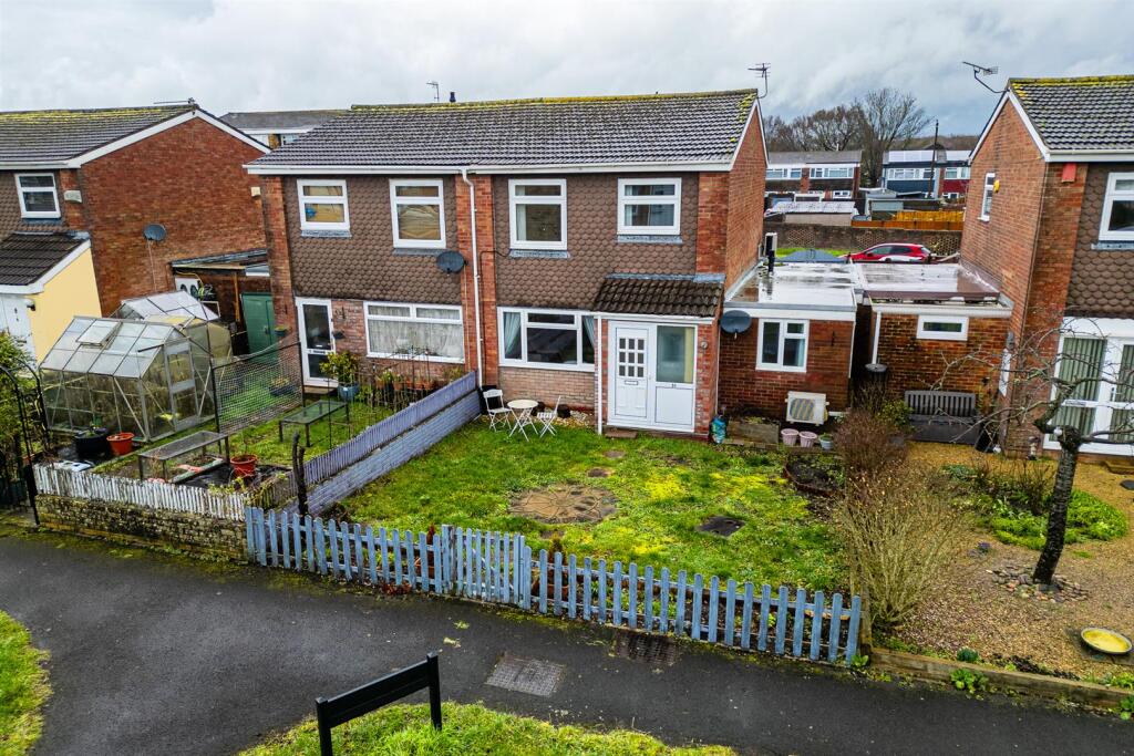 Main image of property: 3 BED HOUSE | PATCHWAY