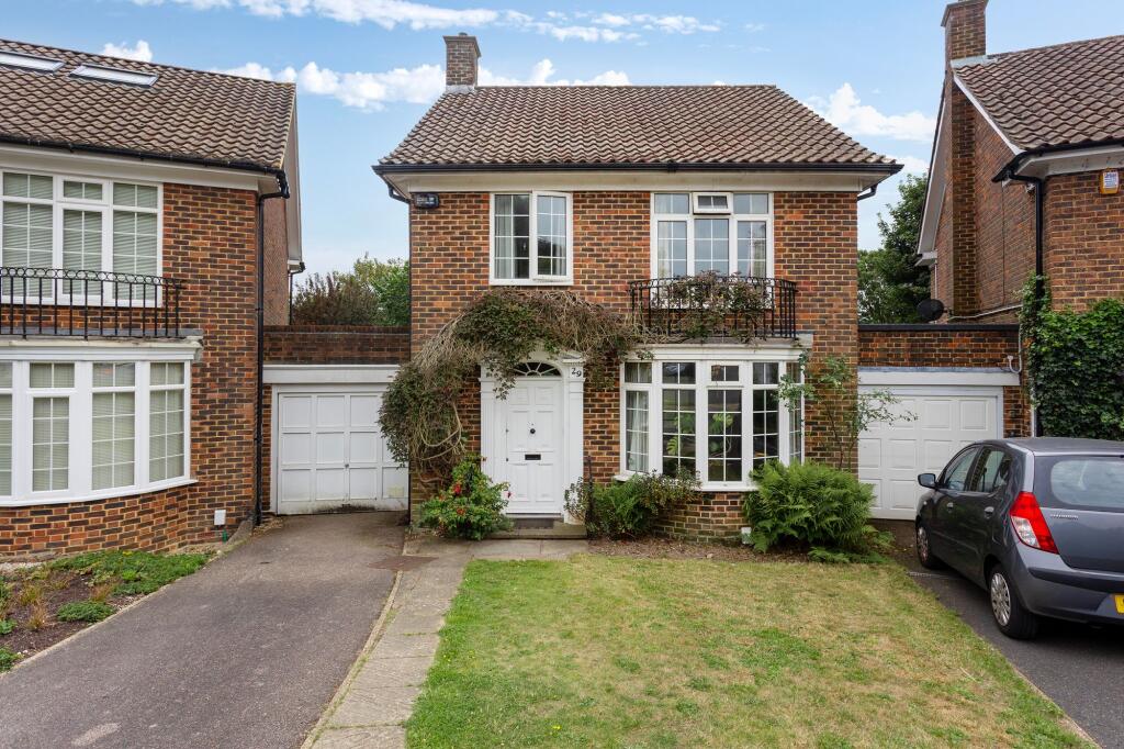 3-bed detached on Whittingehame Gardens, Brighton, BN1, £700,000